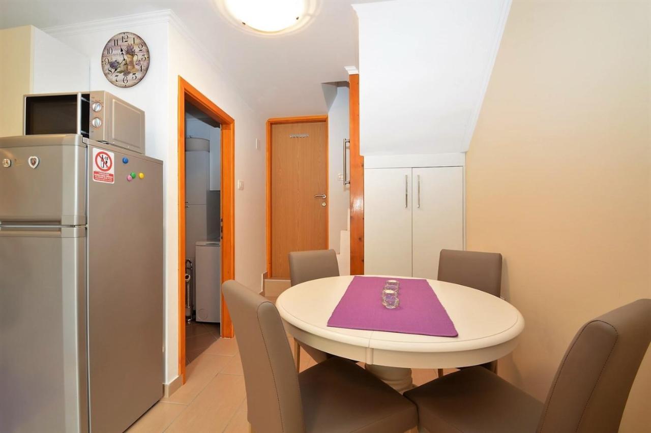 Apartment Hrasta Vrana  Exterior photo