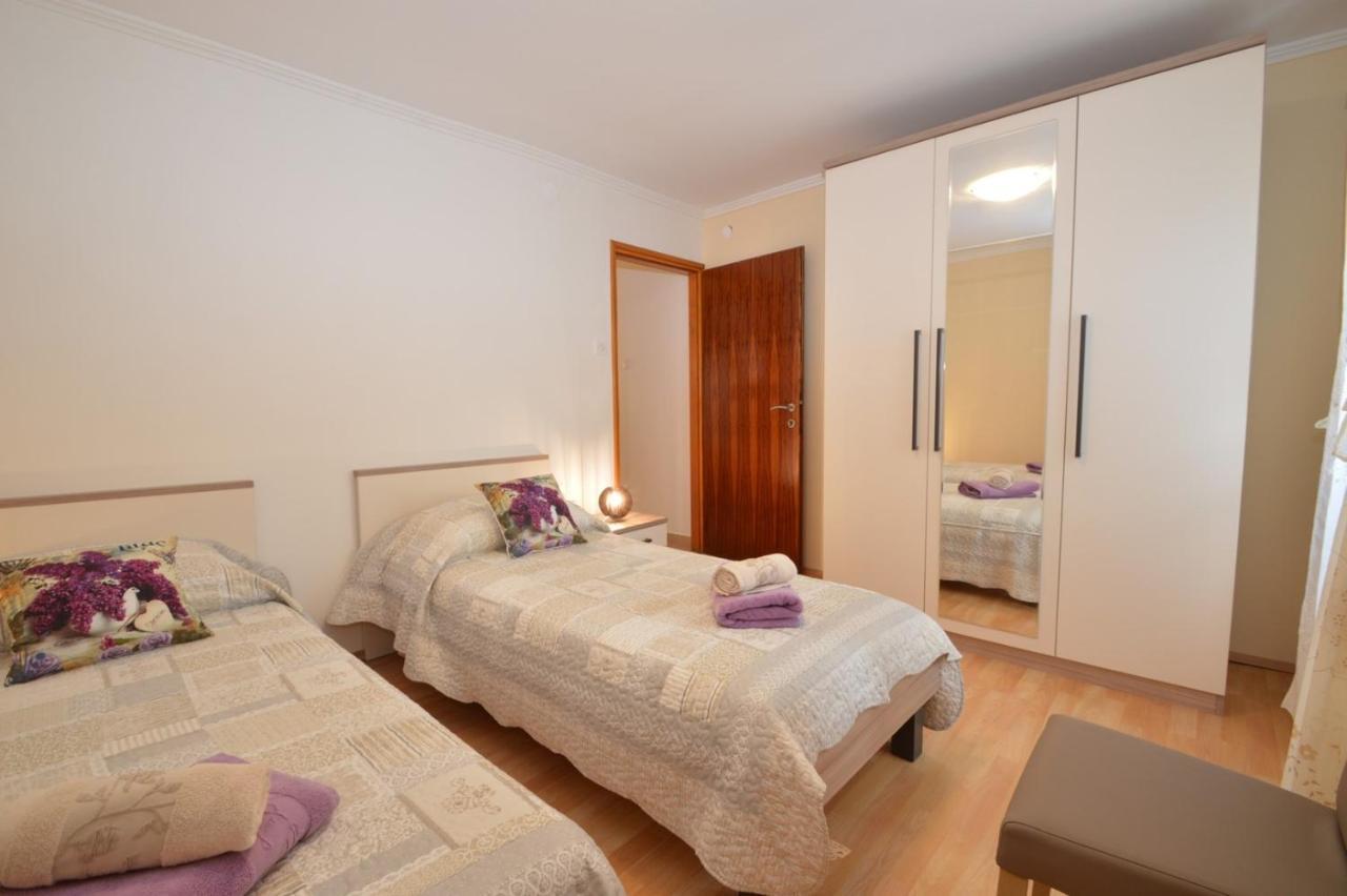 Apartment Hrasta Vrana  Exterior photo